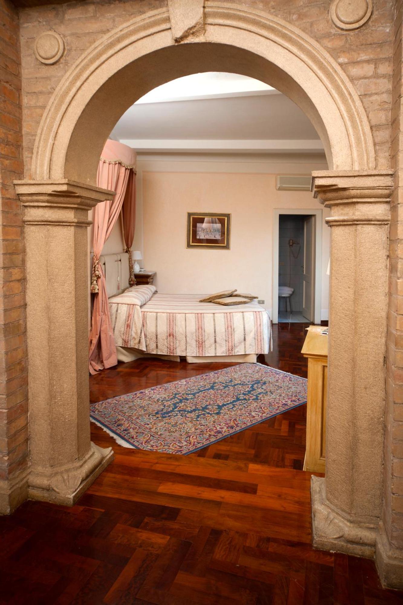 Hotel Palazzo Dragoni Spoleto Exterior foto